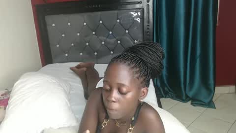 Bella online show from 03.10.25