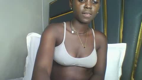 Bella online show from 11.14.25