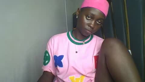 Bella online show from 11.18.25