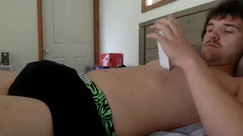 Snapshot of hornyboi186 chatting on 10.12.25 hornyboi186 online show from 10.12.25
