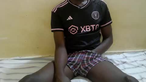 hornyboy9102003 online show from 02.21.26