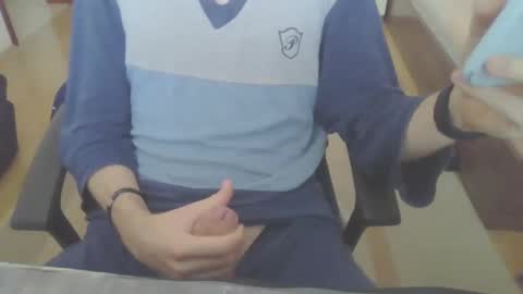 Snapshot of hornybulgarian10 chatting on 02.17.25 hornybulgarian10 online show from 02.17.25