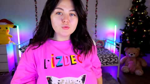 Snapshot of hornycakee chatting on 12.31.24 HornyCakee online show from 12.31.24