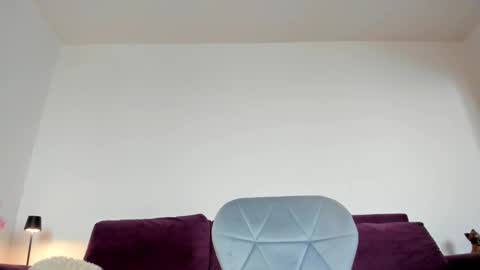 Emma online show from 11.18.25