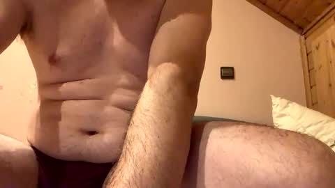 Snapshot of hornyfood112 chatting on 10.12.25 hornyfood112 online show from 10.12.25