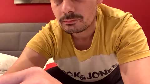 Snapshot of hornyfood112 chatting on 10.19.25 hornyfood112 online show from 10.19.25