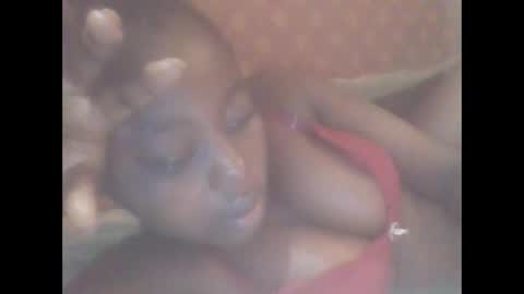 hornygal001 online show from 12.17.25