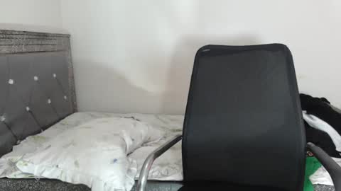 hornygal256 online show from 12.02.25