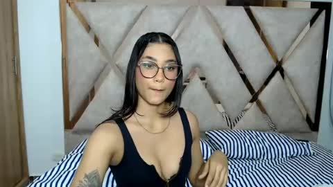 Snapshot of hornygirl_20000 chatting on 07.20.26 hornygirl_20000 online show from 07.20.26