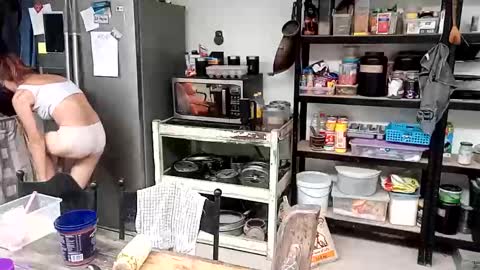 Snapshot of hornyhippies0080 chatting on 11.10.25 Nix D online show from 11.10.25