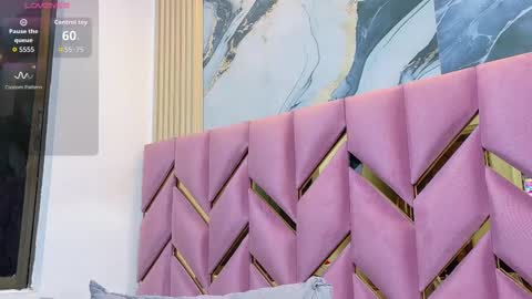 Snapshot of hornyhousekeeper_ chatting on 09.30.25 Valentina online show from 09.30.25