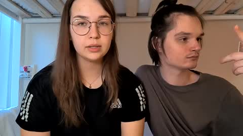 Snapshot of hornykitty_x chatting on 05.15.26 Alisa and Mike online show from 05.15.26