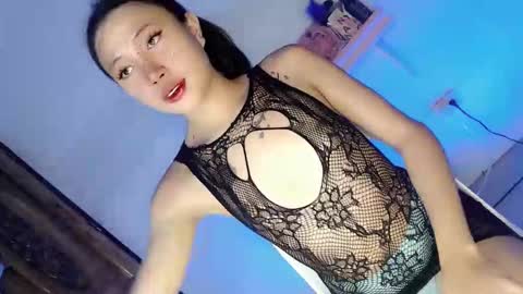 Snapshot of hornykylie047 chatting on 11.07.25 hornykylie047 online show from 11.07.25