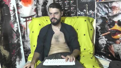 Snapshot of hornymaster93 chatting on 10.11.25 hornymaster online show from 10.11.25