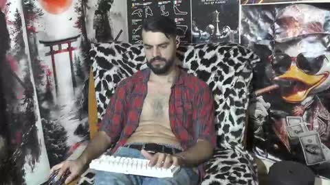 Snapshot of hornymaster93 chatting on 11.04.25 hornymaster online show from 11.04.25