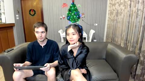 Snapshot of hornypuca chatting on 12.20.24 Puca  Tam online show from 12.20.24