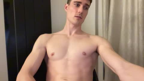 Snapshot of hornytwunk01 chatting on 11.15.25 hornytwunk01 online show from 11.15.25