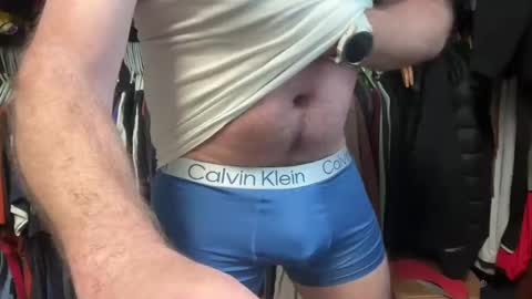 Snapshot of hornyusa13 chatting on 02.05.25 hornyusa13 online show from 02.05.25