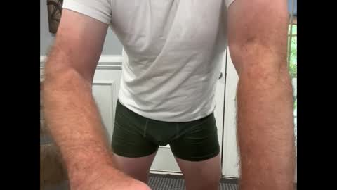 Snapshot of hornyusa13 chatting on 09.13.25 hornyusa13 online show from 09.13.25