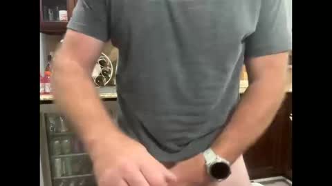 Snapshot of hornyusa13 chatting on 10.10.25 hornyusa13 online show from 10.10.25