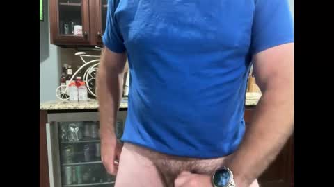 Snapshot of hornyusa13 chatting on 10.15.25 hornyusa13 online show from 10.15.25