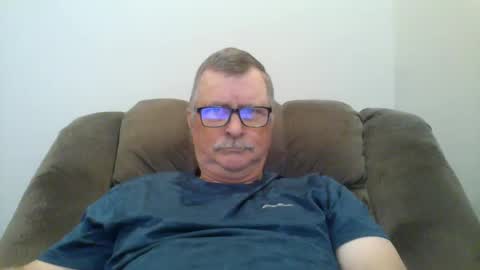 Snapshot of hot4tightholes chatting on 02.19.25 hot4tightholes online show from 02.19.25