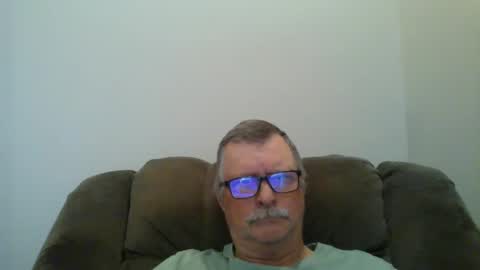 Snapshot of hot4tightholes chatting on 02.28.25 hot4tightholes online show from 02.28.25