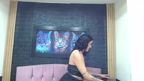 Snapshot of hot_and_fucking_girl chatting on 10.24.25 hot_and_fucking_girl online show from 10.24.25