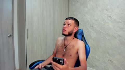 Snapshot of hot_bad_boy69 chatting on 04.27.26 hot bad boy69 online show from 04.27.26