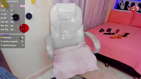 VALENTINA online show from 01.08.25