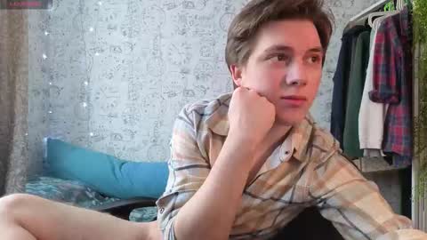 Snapshot of hot_boy_oscar chatting on 02.04.26 Oscar online show from 02.04.26