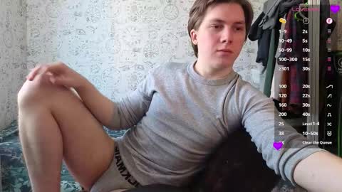 Snapshot of hot_boy_oscar chatting on 03.24.26 Oscar online show from 03.24.26