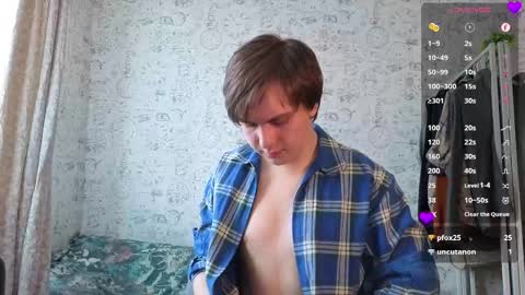 Snapshot of hot_boy_oscar chatting on 03.28.26 Oscar online show from 03.28.26