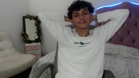 Salomon online show from 12.04.25