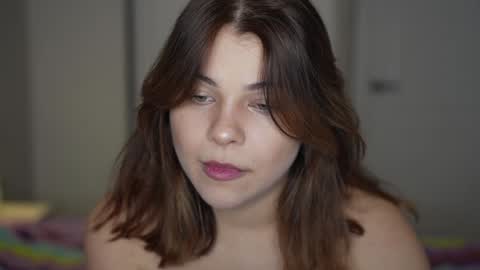 LiluCaroline online show from 01.14.25