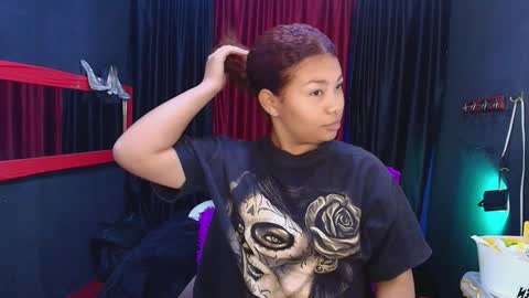 hot chocolate 4u online show from 12.19.24