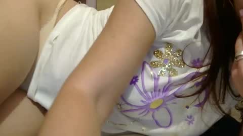 Snapshot of hot_couplee98 chatting on 01.19.25 Hot Couple online show from 01.19.25