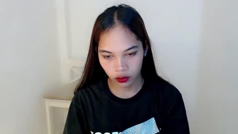 Snapshot of hot_falling_devilxx chatting on 12.18.24 online show from 12.18.24