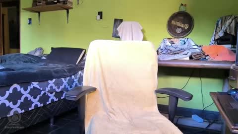 Snapshot of hot_fellow chatting on 12.22.24 Hot Fellow online show from 12.22.24