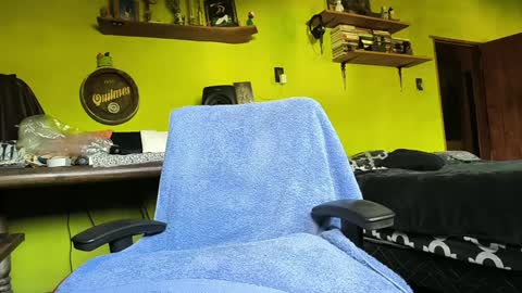 Snapshot of hot_fellow chatting on 12.28.24 Hot Fellow online show from 12.28.24