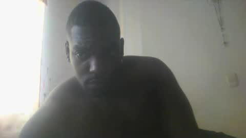 Snapshot of hot_frozone chatting on 10.19.25 hot_frozone online show from 10.19.25