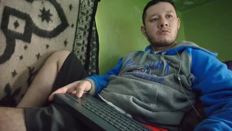 hot_guy36 online show from 11.23.25