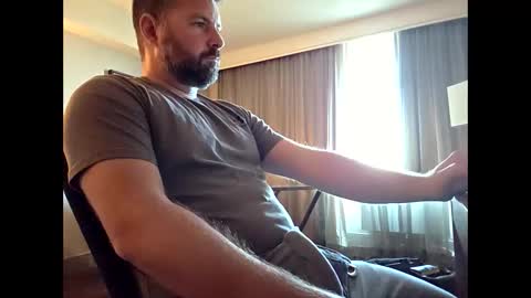 hot_hubby69 online show from 09.30.25