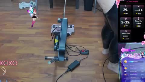 Snapshot of hot_jessica_tyler chatting on 12.25.24 Jessica Tyler online show from 12.25.24