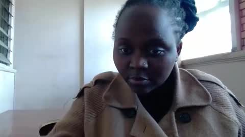 Snapshot of hot_linahh chatting on 11.14.25 Linah online show from 11.14.25