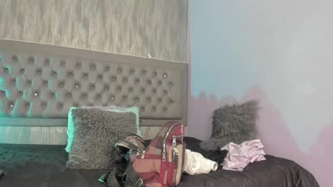 Snapshot of hot_miilf chatting on 12.22.24 AGATHA CONNORS online show from 12.22.24