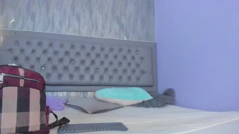 Snapshot of hot_miilf chatting on 12.23.24 AGATHA CONNORS online show from 12.23.24