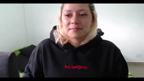Mia online show from 02.16.25