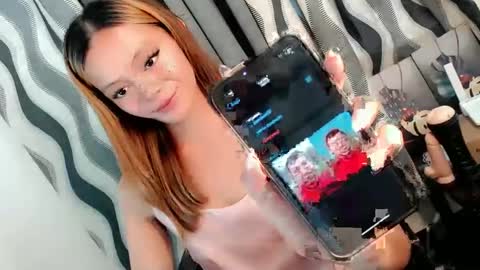 SWEET AGATHA online show from 01.20.25