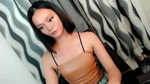 SWEET AGATHA online show from 02.23.25